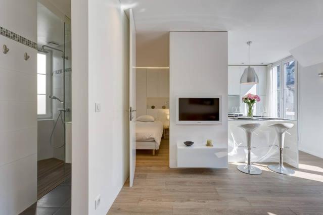 Champs Elysees Apartment Париж Экстерьер фото